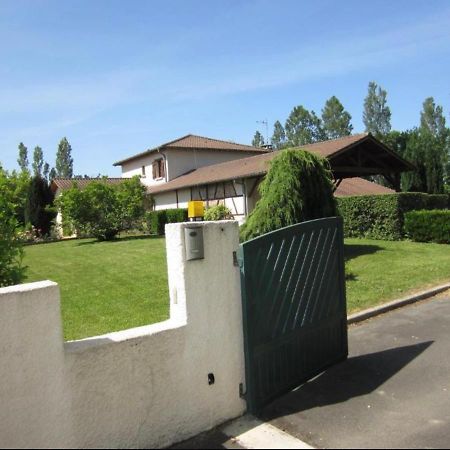 Bed and Breakfast Parc De La Charmille Saint-Étienne-sur-Reyssouze Exterior foto